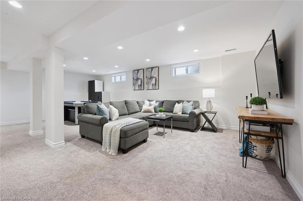 6 Branwood Place Property Photo 30