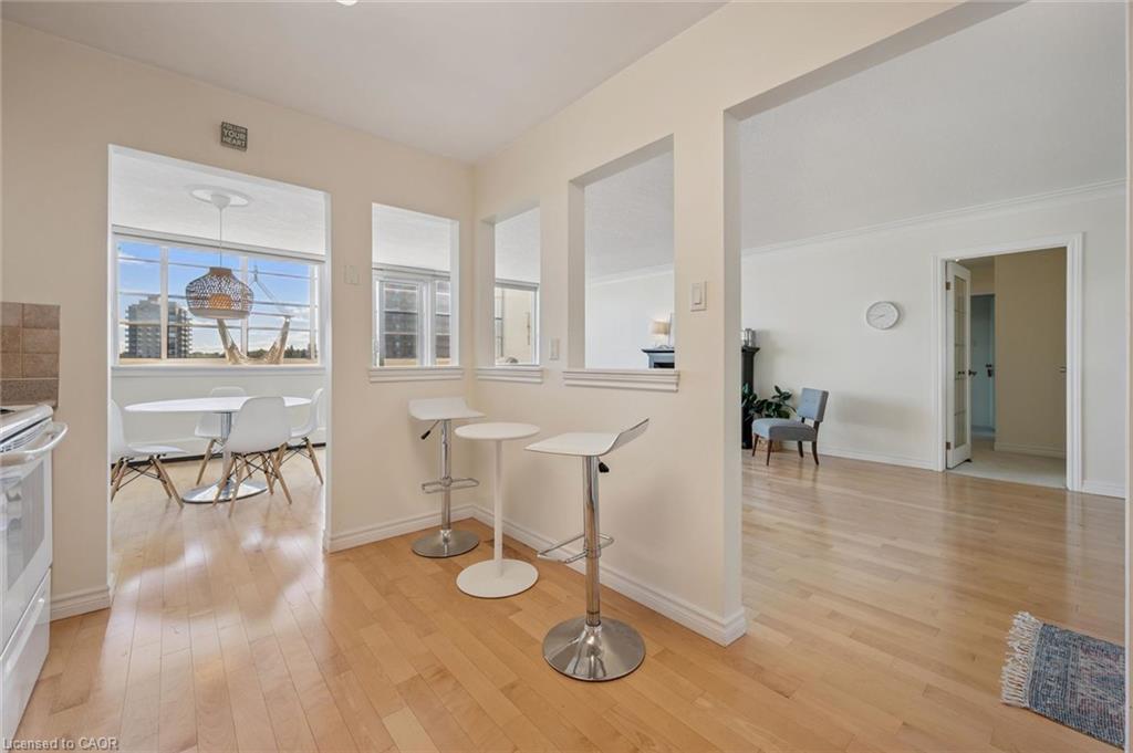 910-65 Westmount Road N Property Photo 18