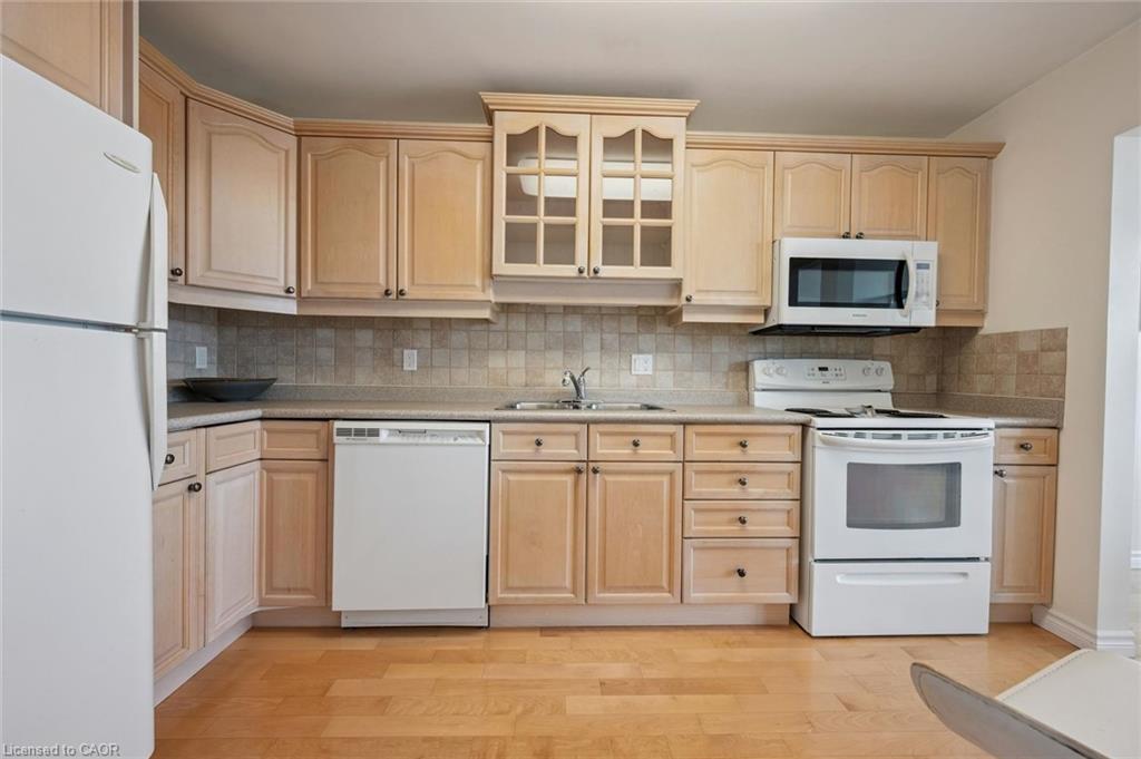 910-65 Westmount Road N Property Photo 19
