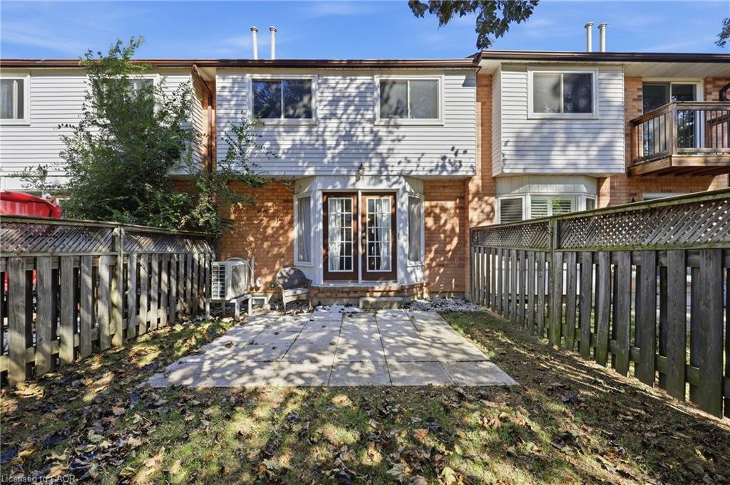10-14 Brucedale Avenue E Property Photo 30