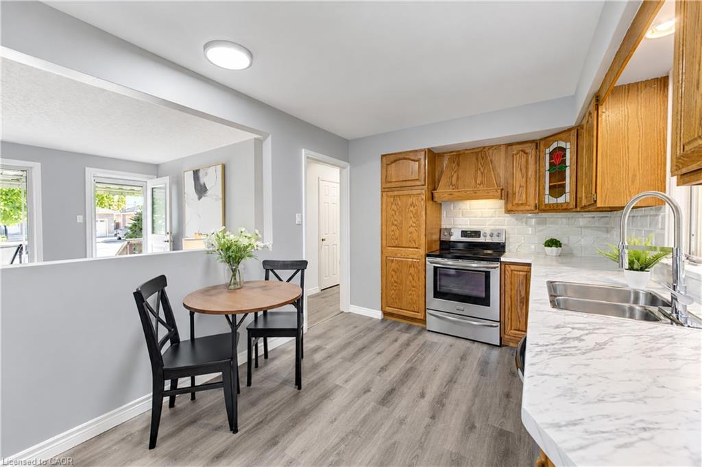 64 Lowrey Avenue S Property Photo 11