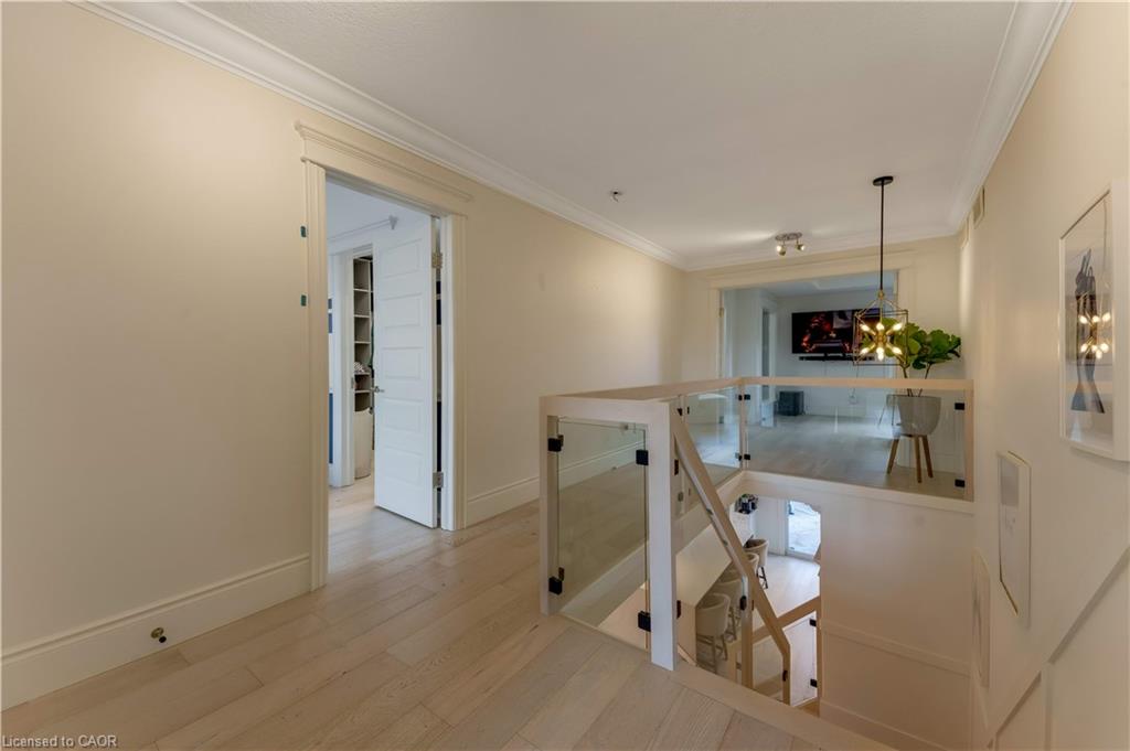 444 Thomas Slee Drive Property Photo 19