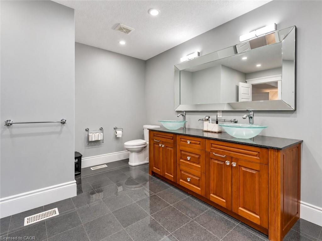 444 Thomas Slee Drive Property Photo 24