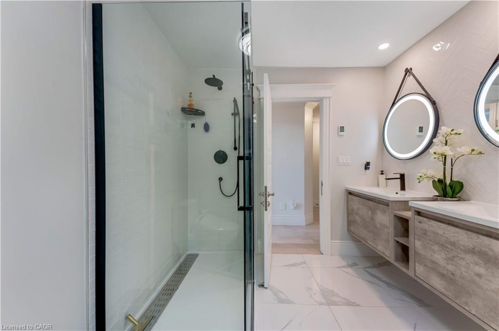 444 Thomas Slee Drive Property Photo 30