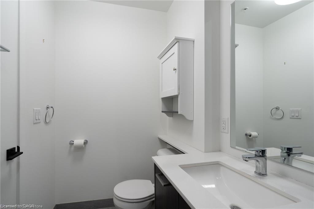 402-455 Charlton Avenue Property Photo 8
