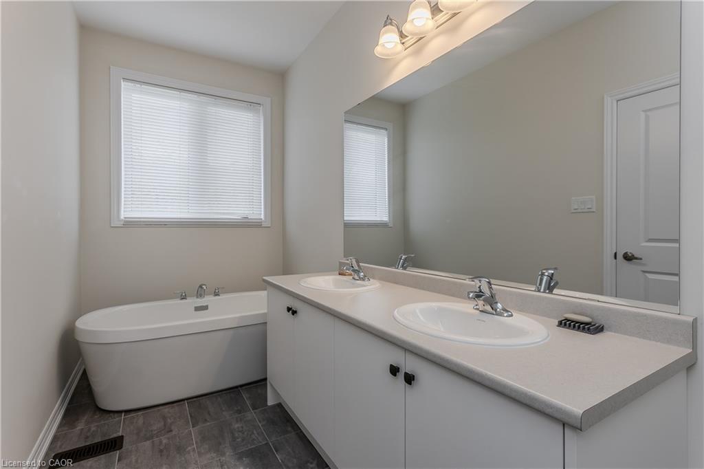 1360 Almonte Drive Property Photo 23