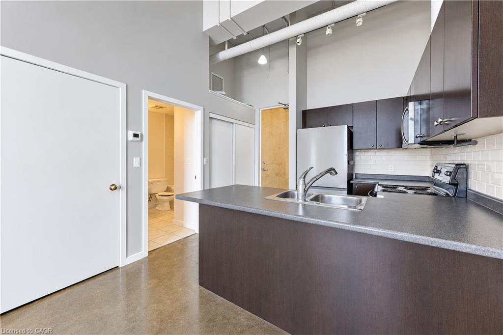 405-404 King Street W Property Photo 11