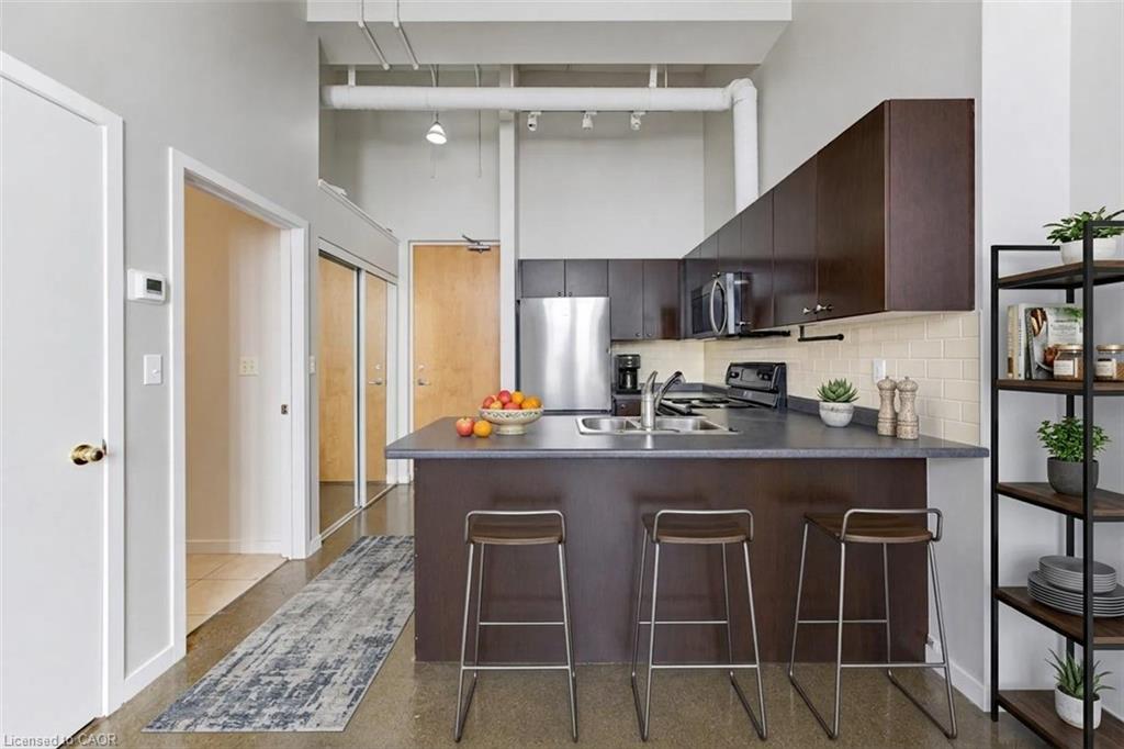 405-404 King Street W Property Photo 12