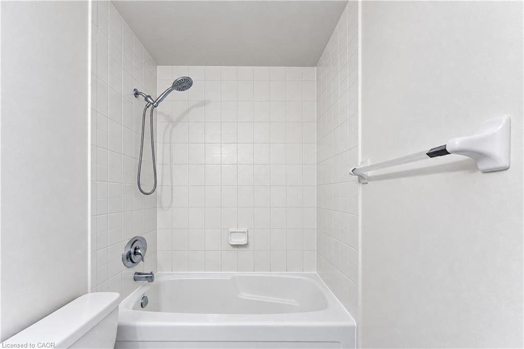 405-404 King Street W Property Photo 17