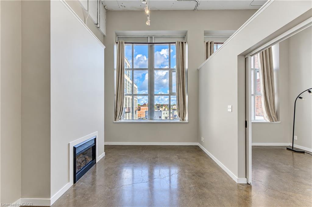 405-404 King Street W Property Photo 18