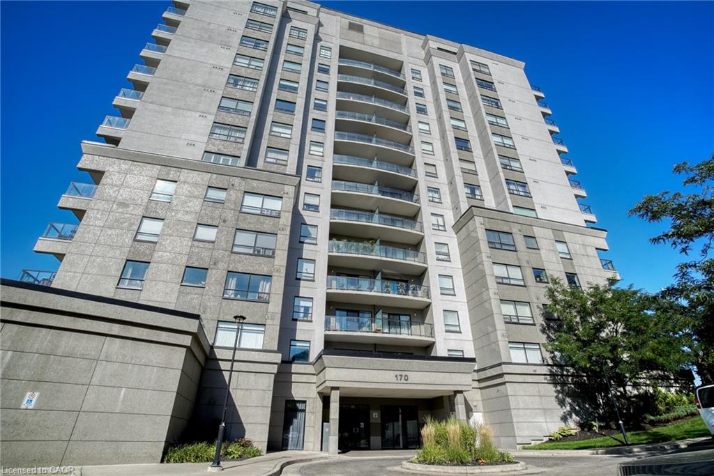 202-170 Water Street N Property Photo 1