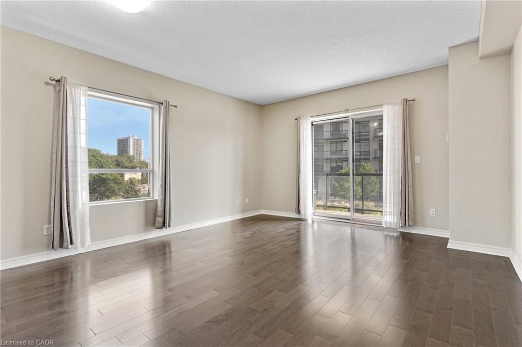 202-170 Water Street N Property Photo 16