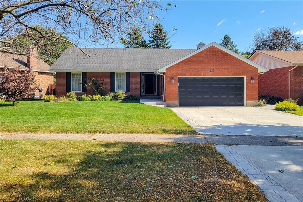 33 Woodstream Boulevard Property Photo 1