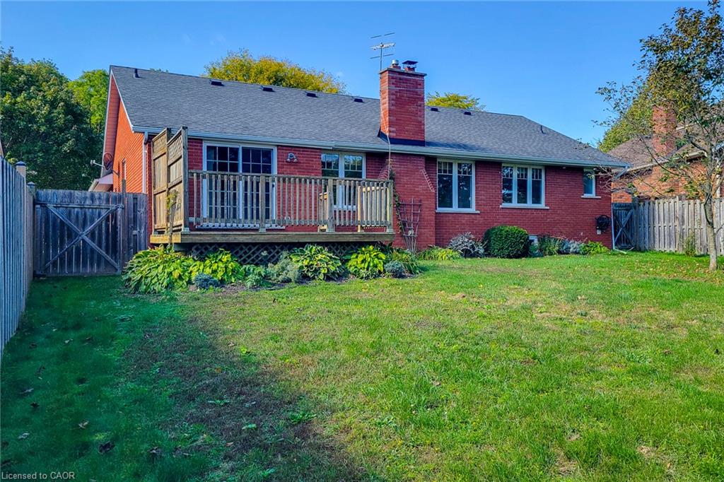 33 Woodstream Boulevard Property Photo 7