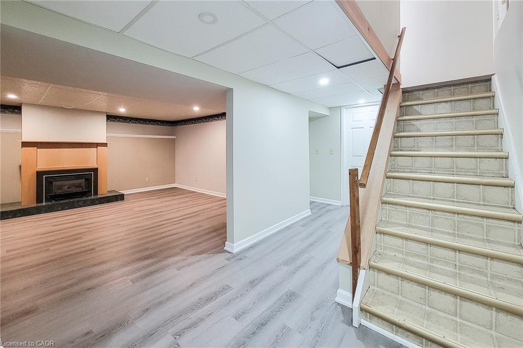 33 Woodstream Boulevard Property Photo 39