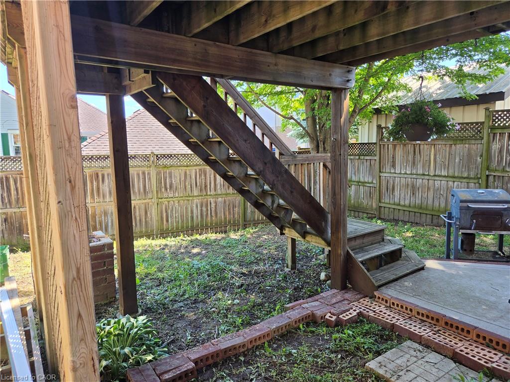 709 Windflower Crescent Property Photo 21