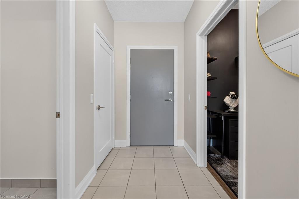 16 Concord Place Property Photo 8