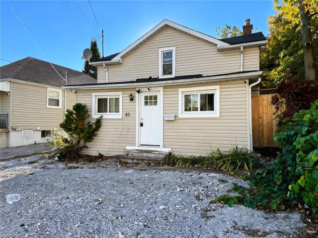 65 Queen Street N