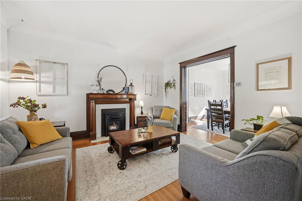 35 Fairleigh Avenue S Property Photo 12