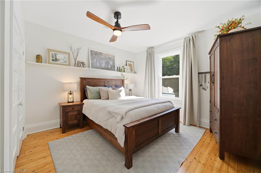 35 Fairleigh Avenue S Property Photo 15