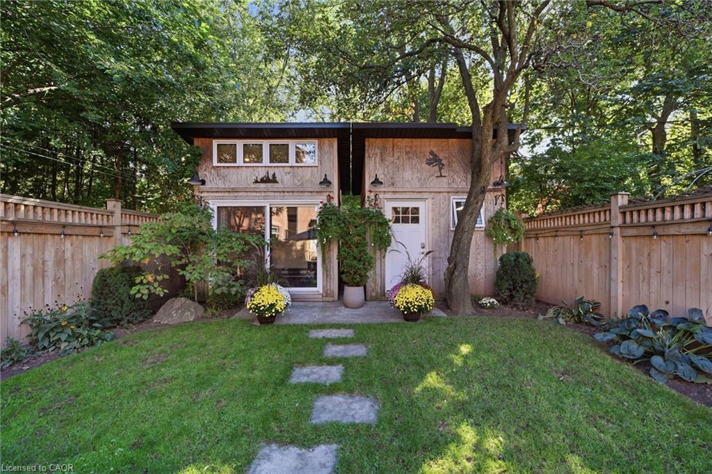 35 Fairleigh Avenue S Property Photo 37