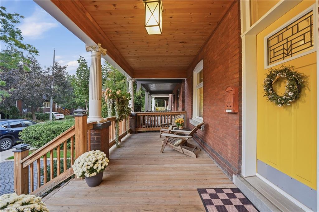 35 Fairleigh Avenue S Property Photo 44
