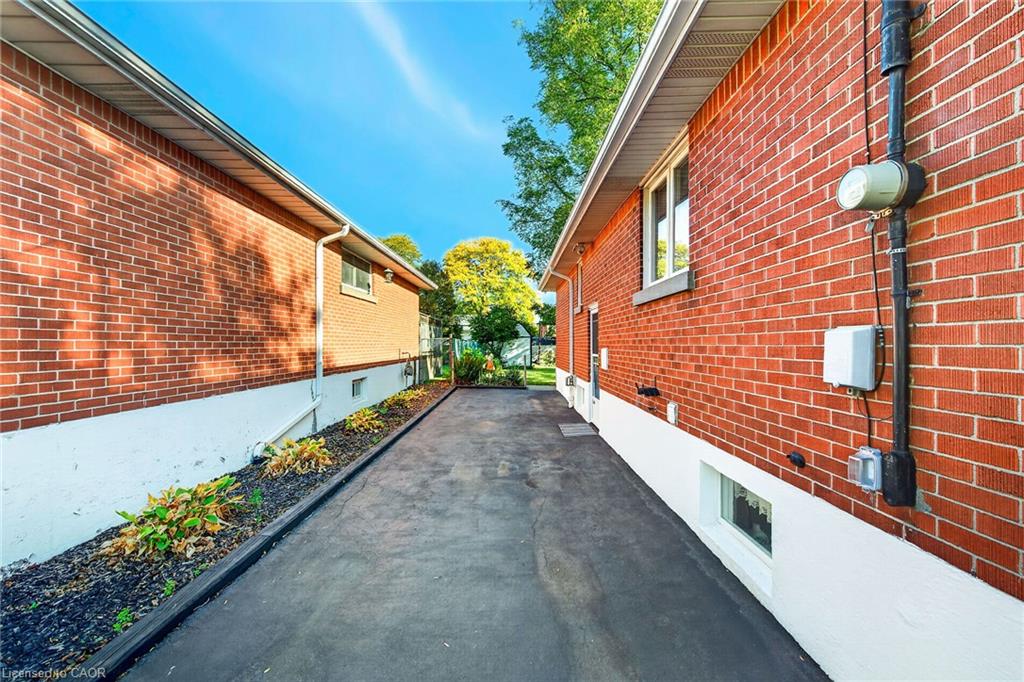 19 Welbourn Drive Property Photo 30