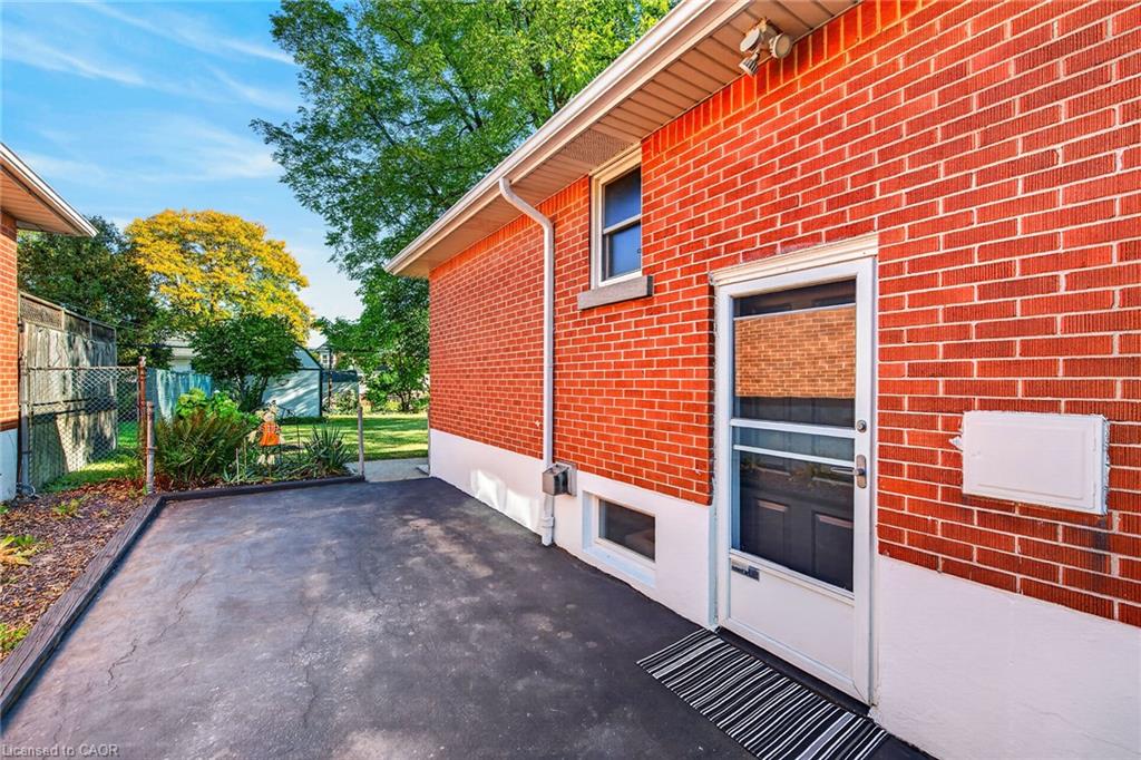 19 Welbourn Drive Property Photo 31