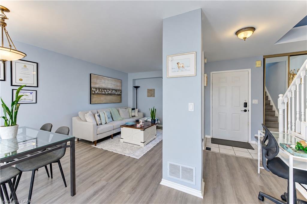 190 Nith River Way Property Photo 9