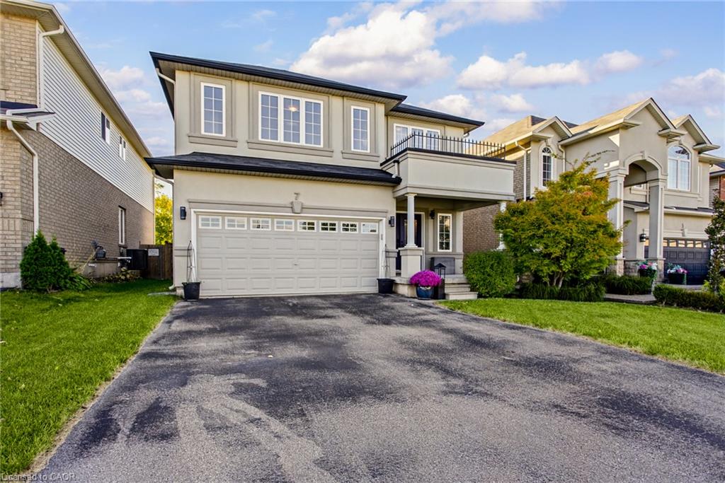 7 Lampman Drive Property Photo 2