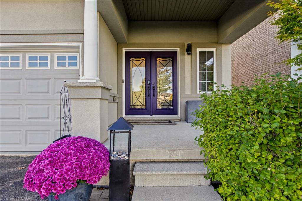 7 Lampman Drive Property Photo 4