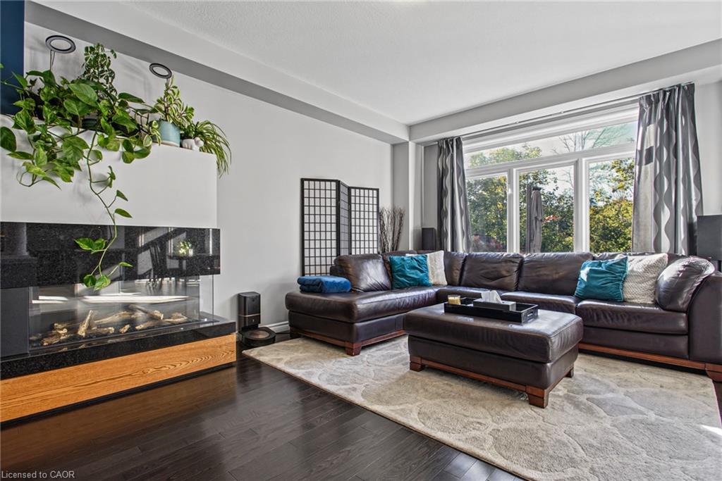 7 Lampman Drive Property Photo 11