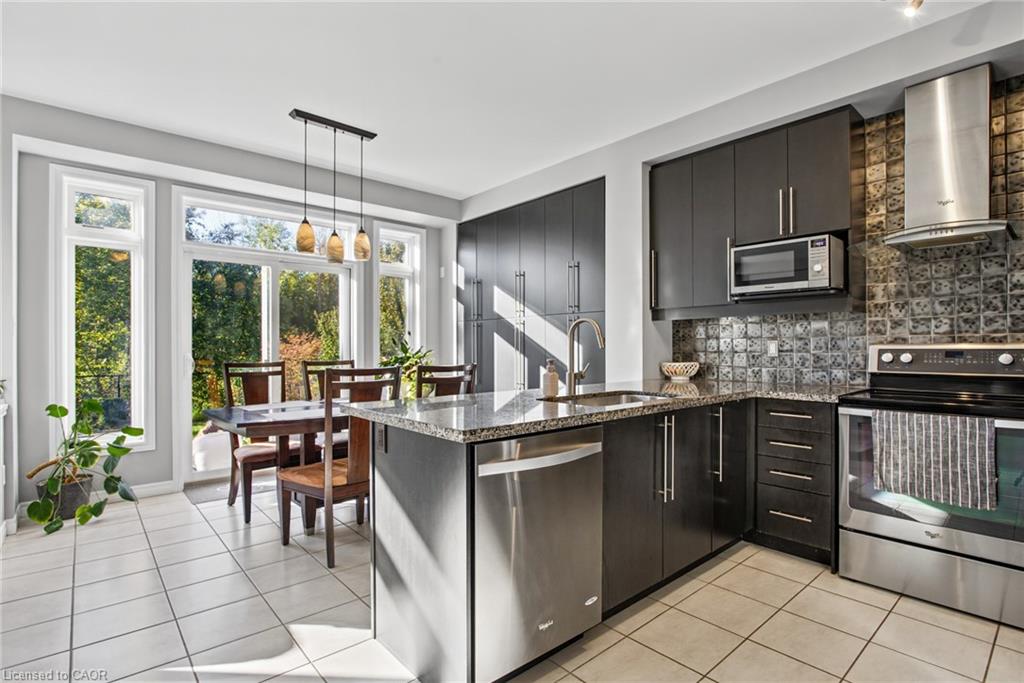 7 Lampman Drive Property Photo 12