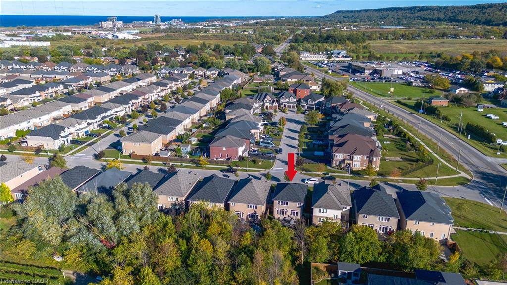 7 Lampman Drive Property Photo 35