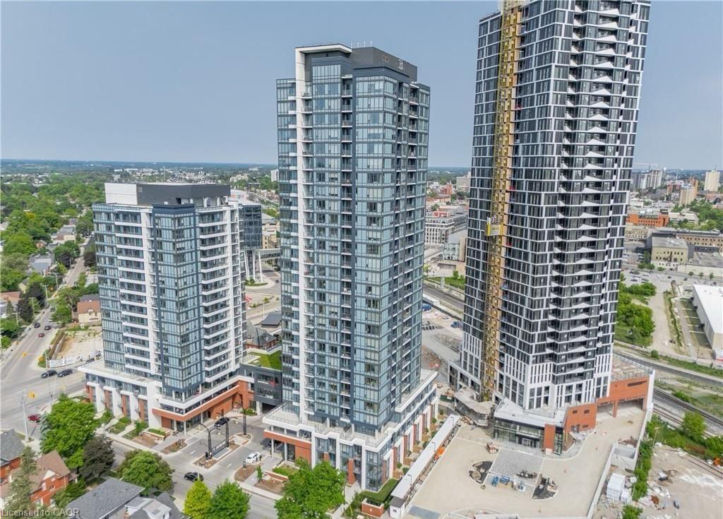 1703-5 Wellington Street Property Photo 1