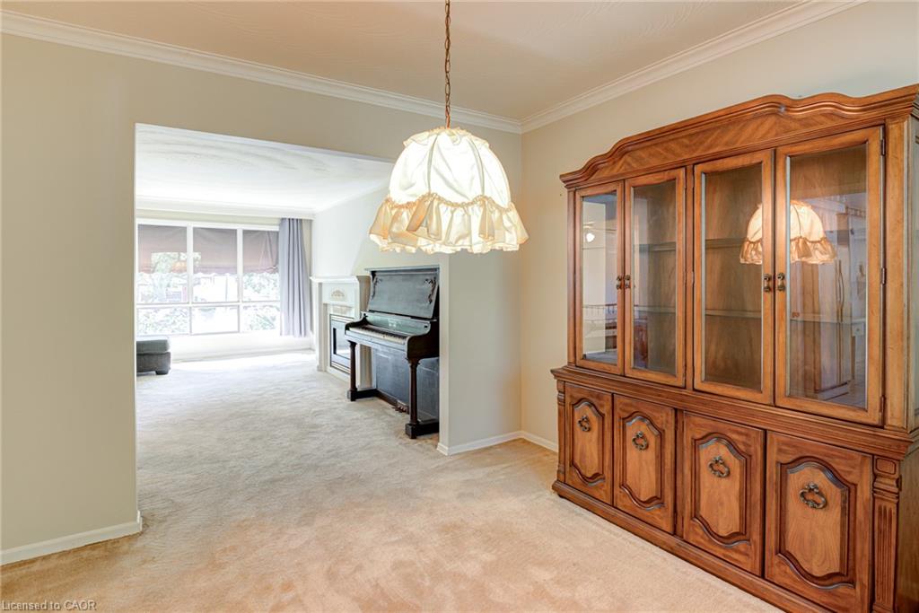 8 Bonnylyn Drive Property Photo 11