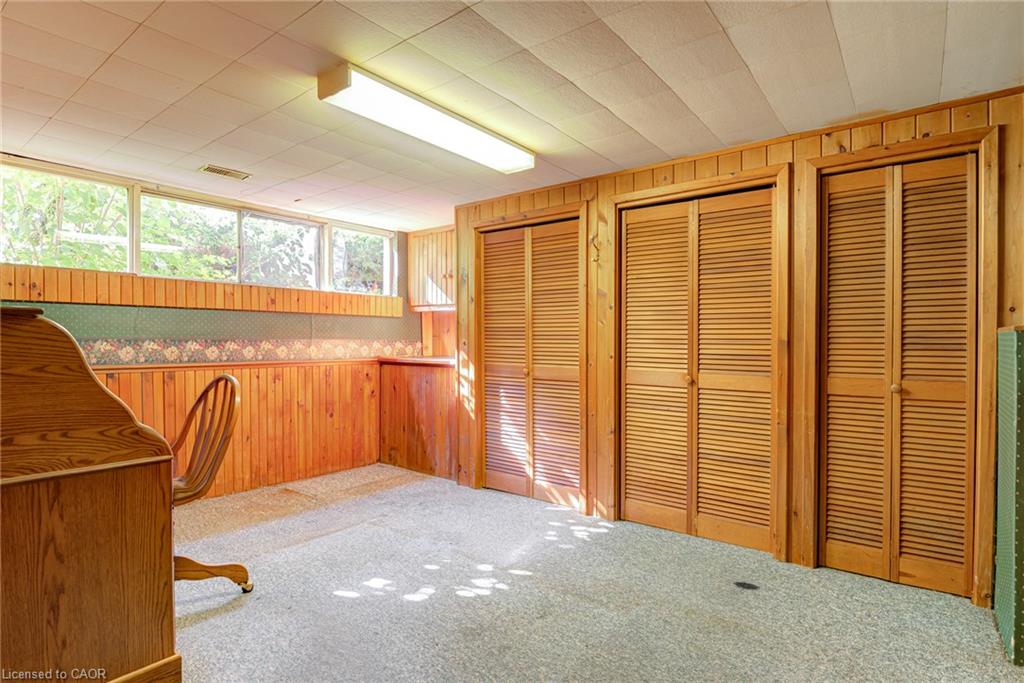 8 Bonnylyn Drive Property Photo 23