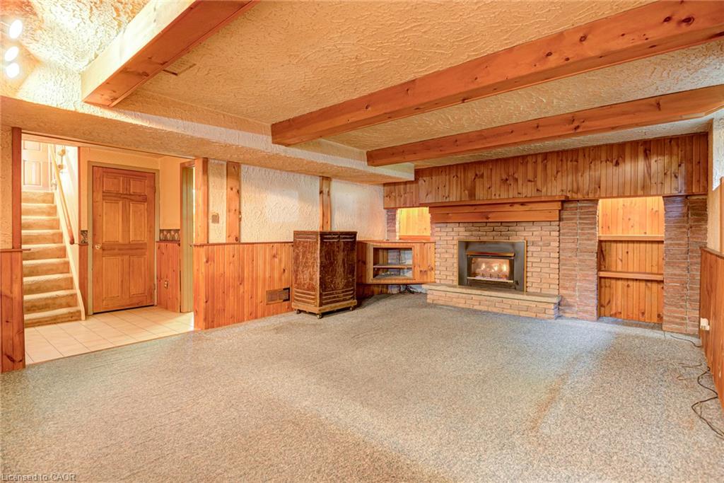 8 Bonnylyn Drive Property Photo 25