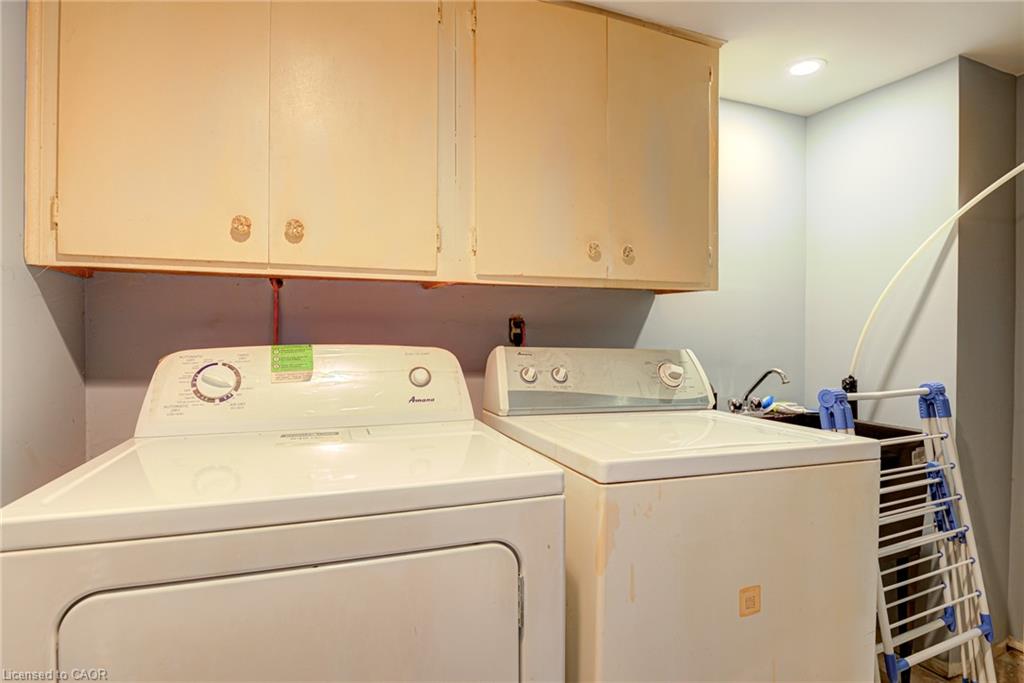 8 Bonnylyn Drive Property Photo 30