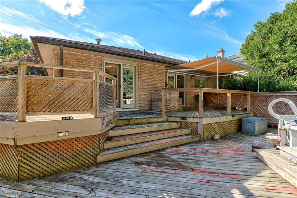 8 Bonnylyn Drive Property Photo 31