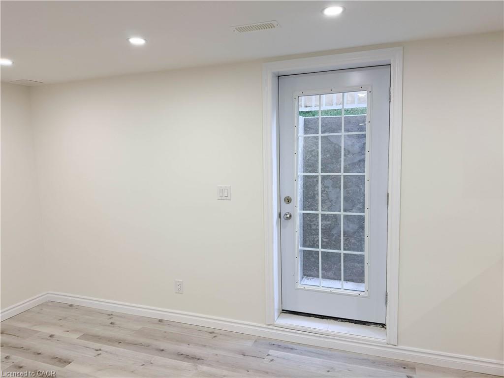 304 Westpark Crescent Property Photo 4