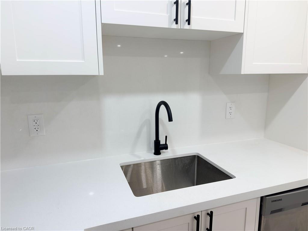 304 Westpark Crescent Property Photo 10