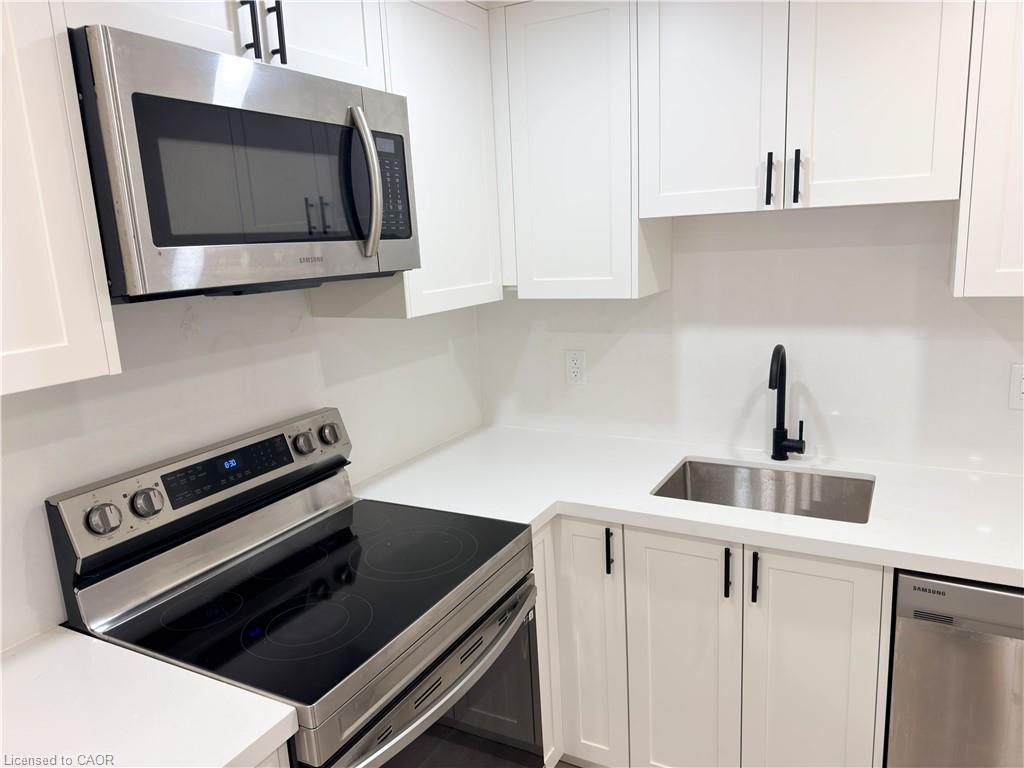 304 Westpark Crescent Property Photo 11