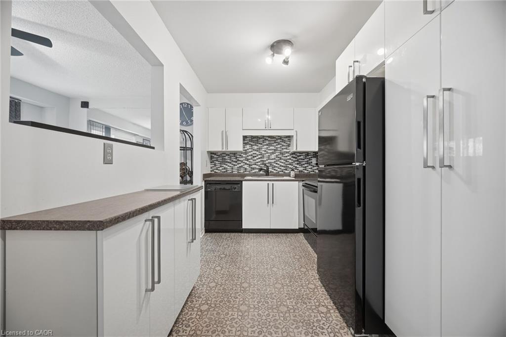78-3079 Fifth Line W Property Photo 17