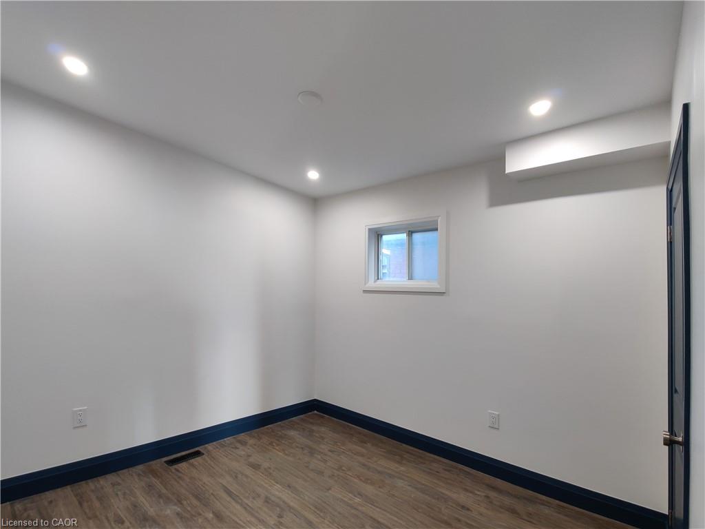 2-134 Ontario Avenue Property Photo 13