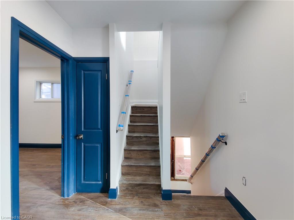 2-134 Ontario Avenue Property Photo 18