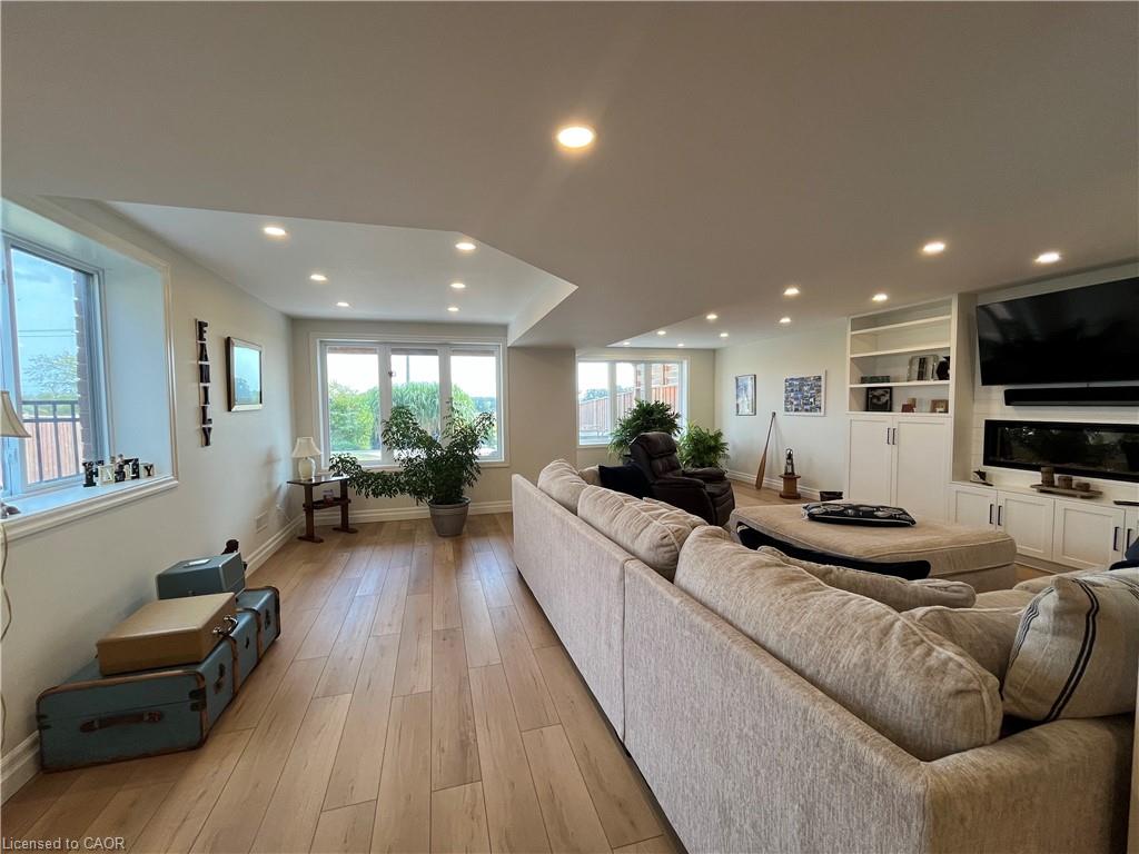 111 Village Road Property Photo 21