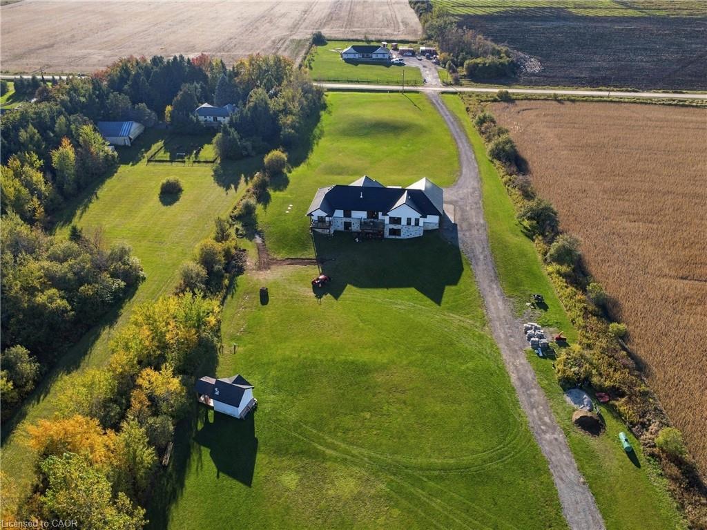 373227 6th Line Property Photo 40