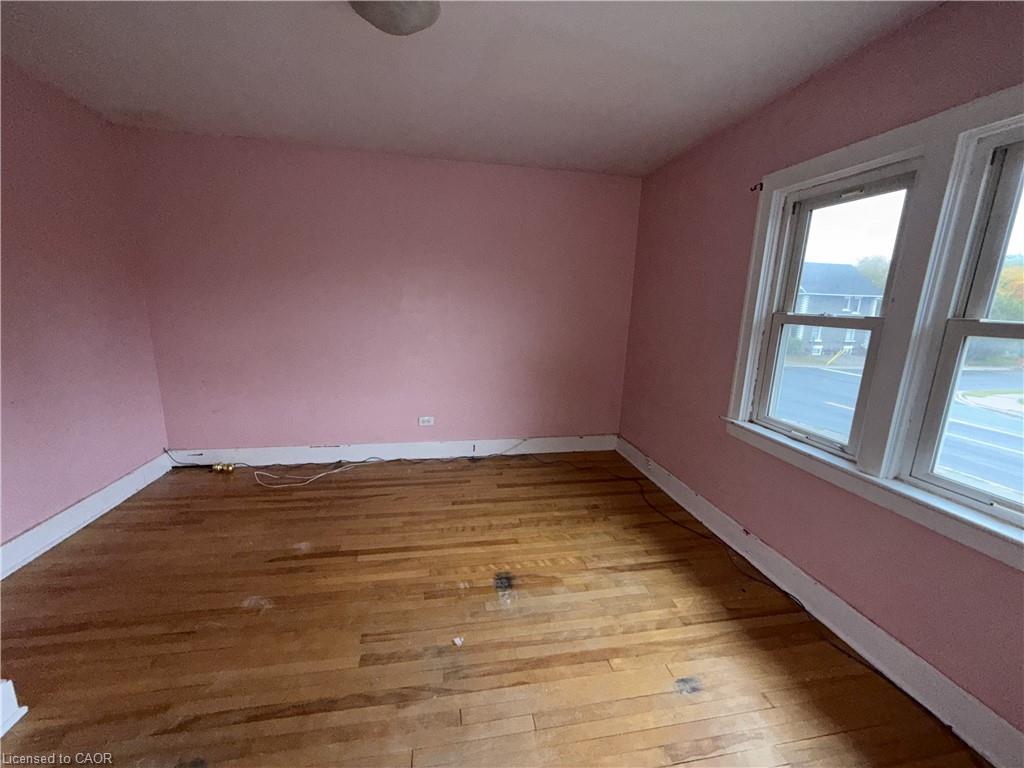169 Huron Street Property Photo 16