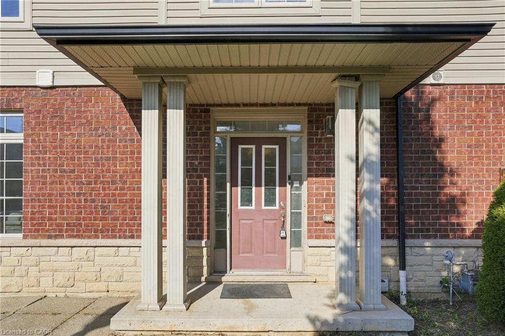 8-400 Stonehenge Drive Property Photo 3
